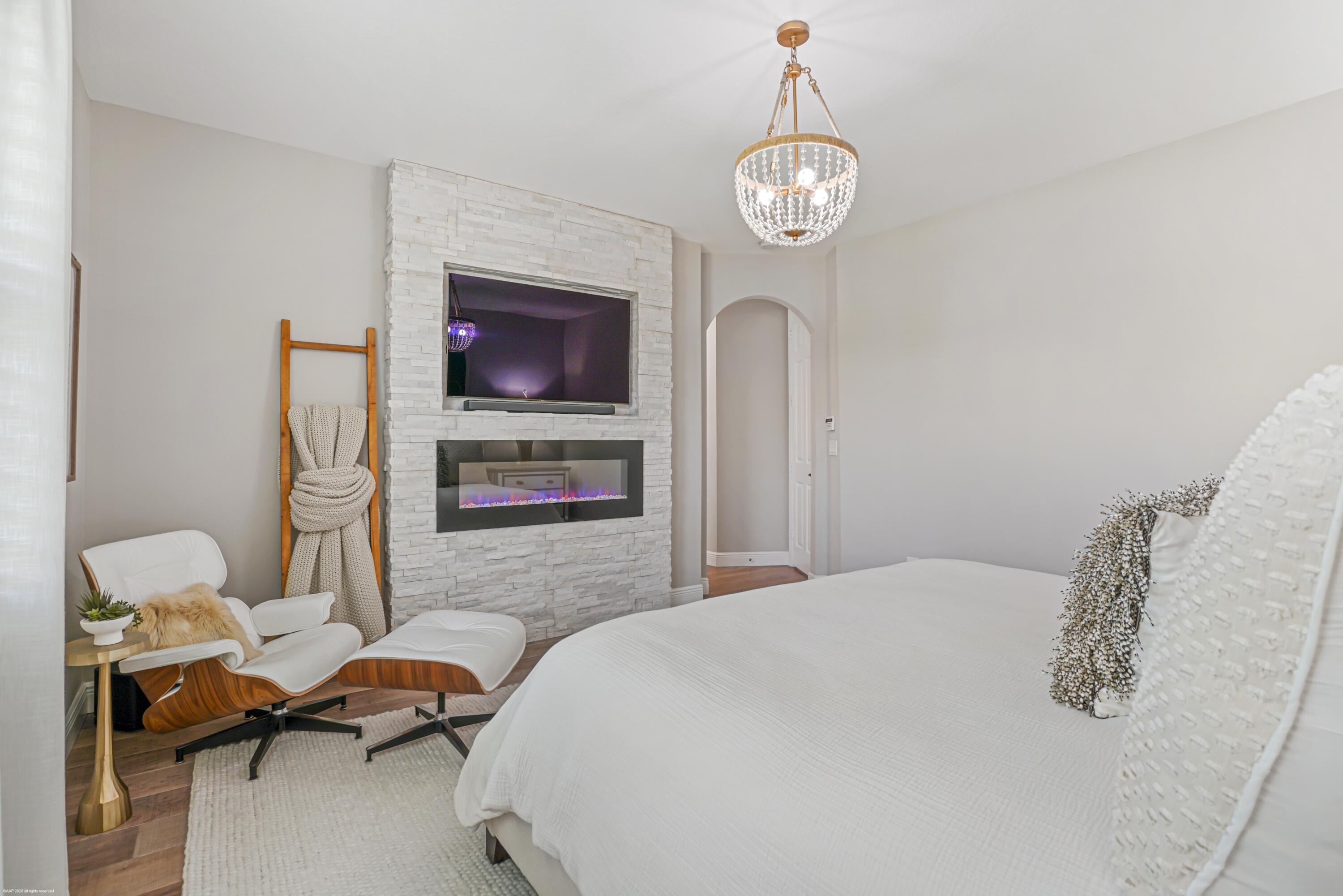 SOUTHAMPTON - Residential Lease