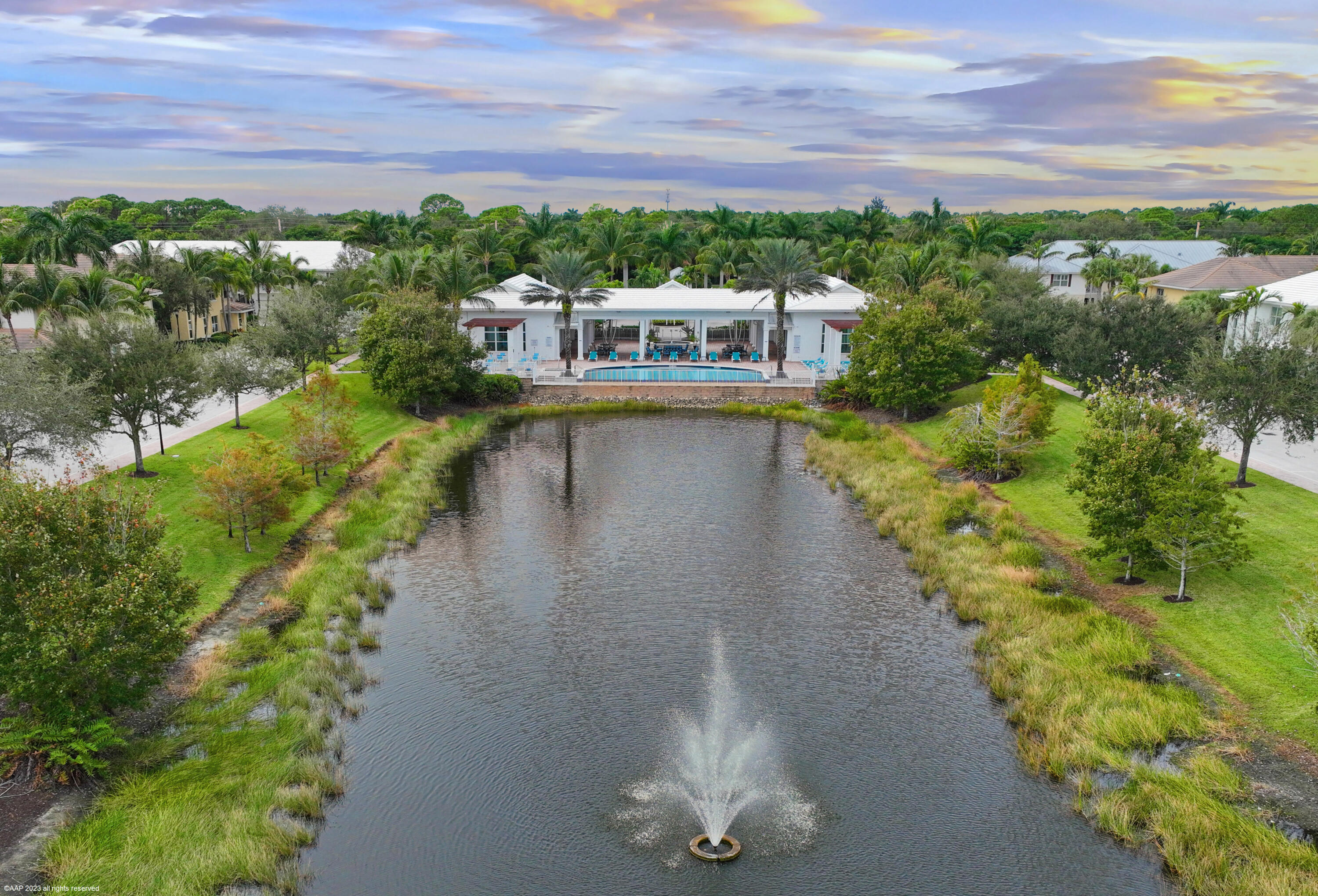 SOUTHAMPTON - Residential Lease