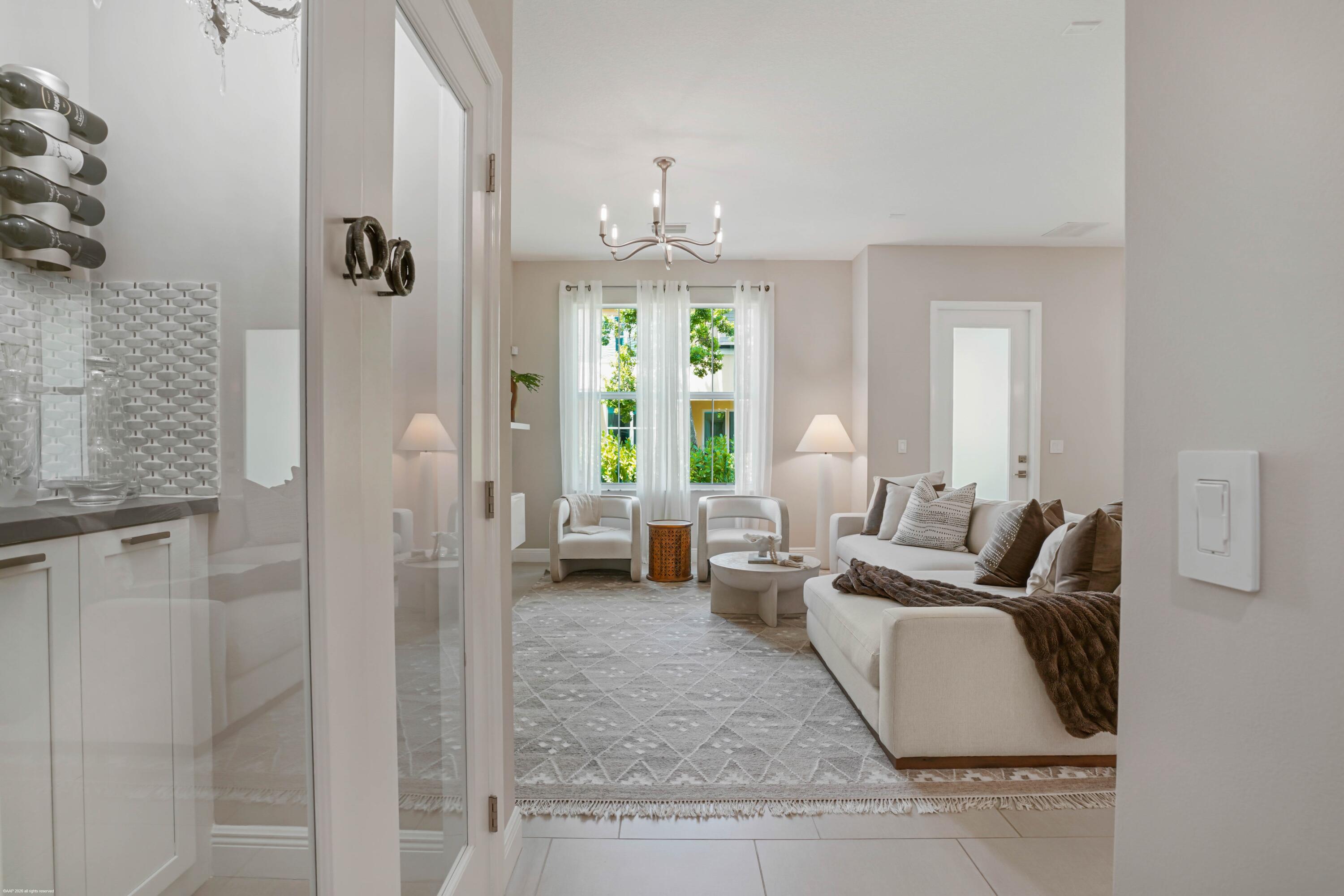 SOUTHAMPTON - Residential Lease