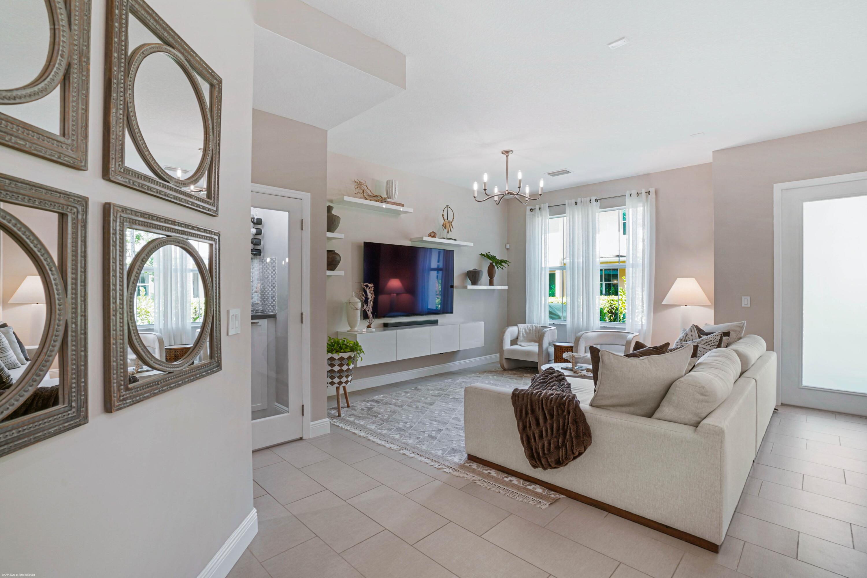 SOUTHAMPTON - Residential Lease