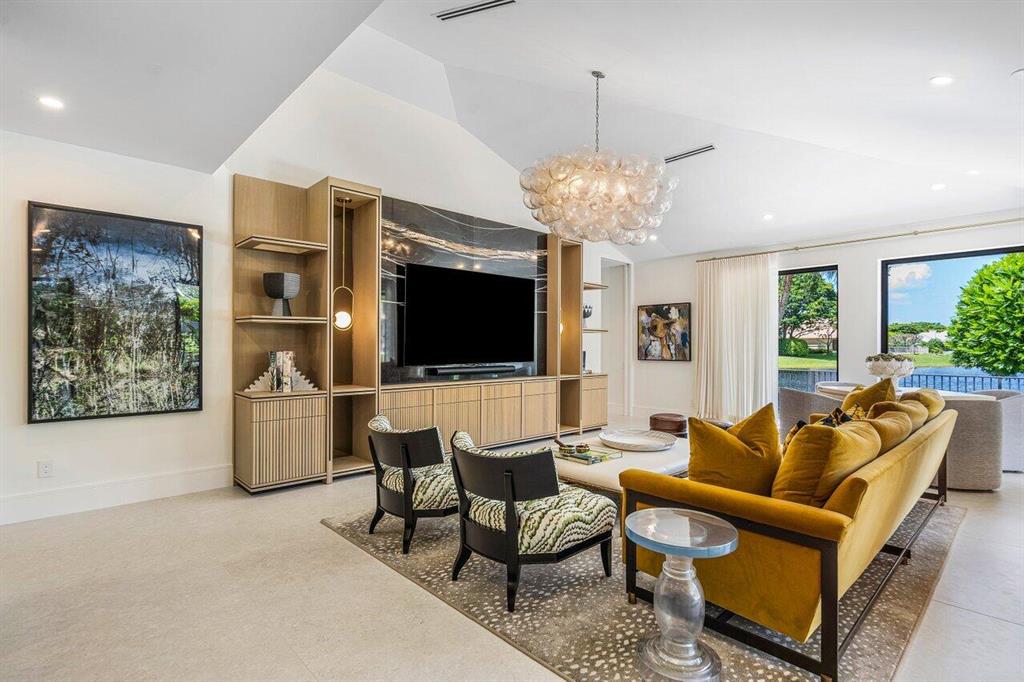 Woodfield Hunt Club - Residential