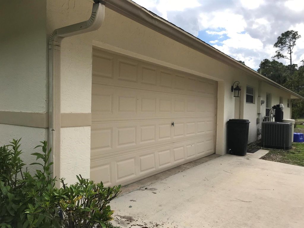 Photo of 15058 62nd Place N, Loxahatchee, FL 33470 (MLS # R11077774)