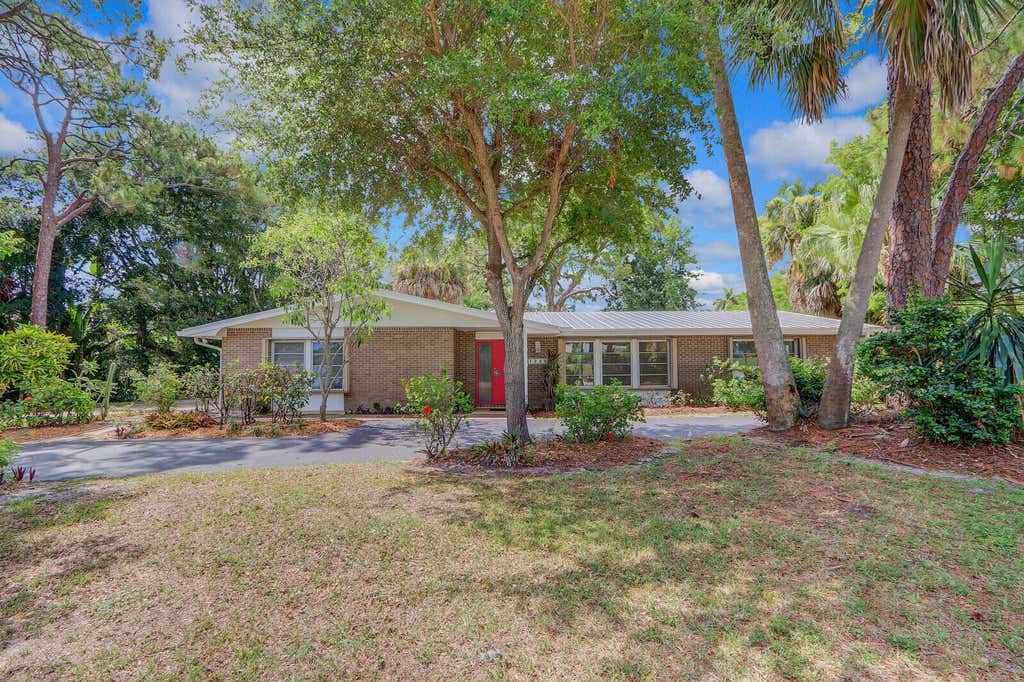 Photo of 1230 NW Fork Road, Stuart, FL 34994 (MLS # R10997126)