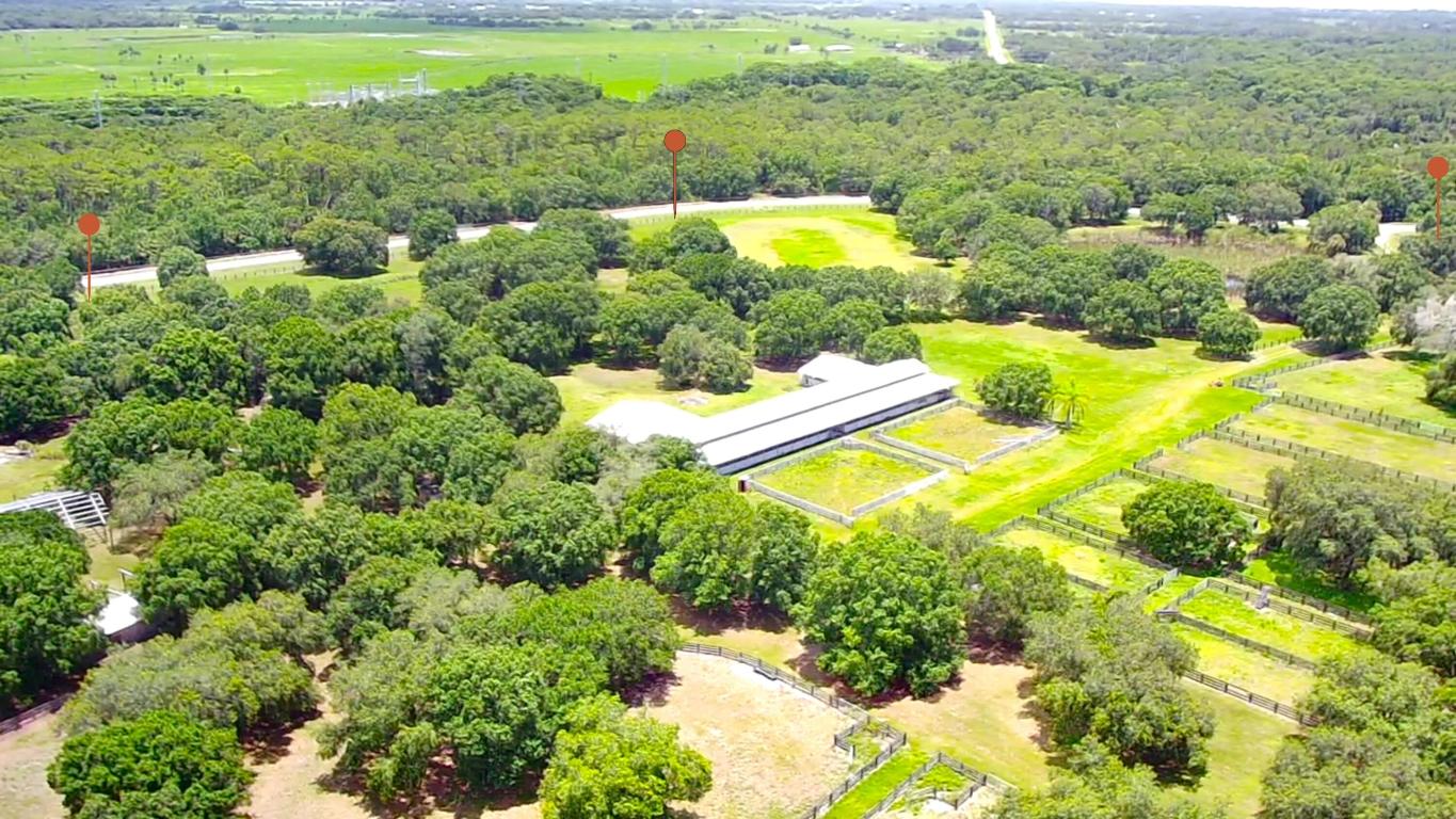 CONNERS GABLES - Land