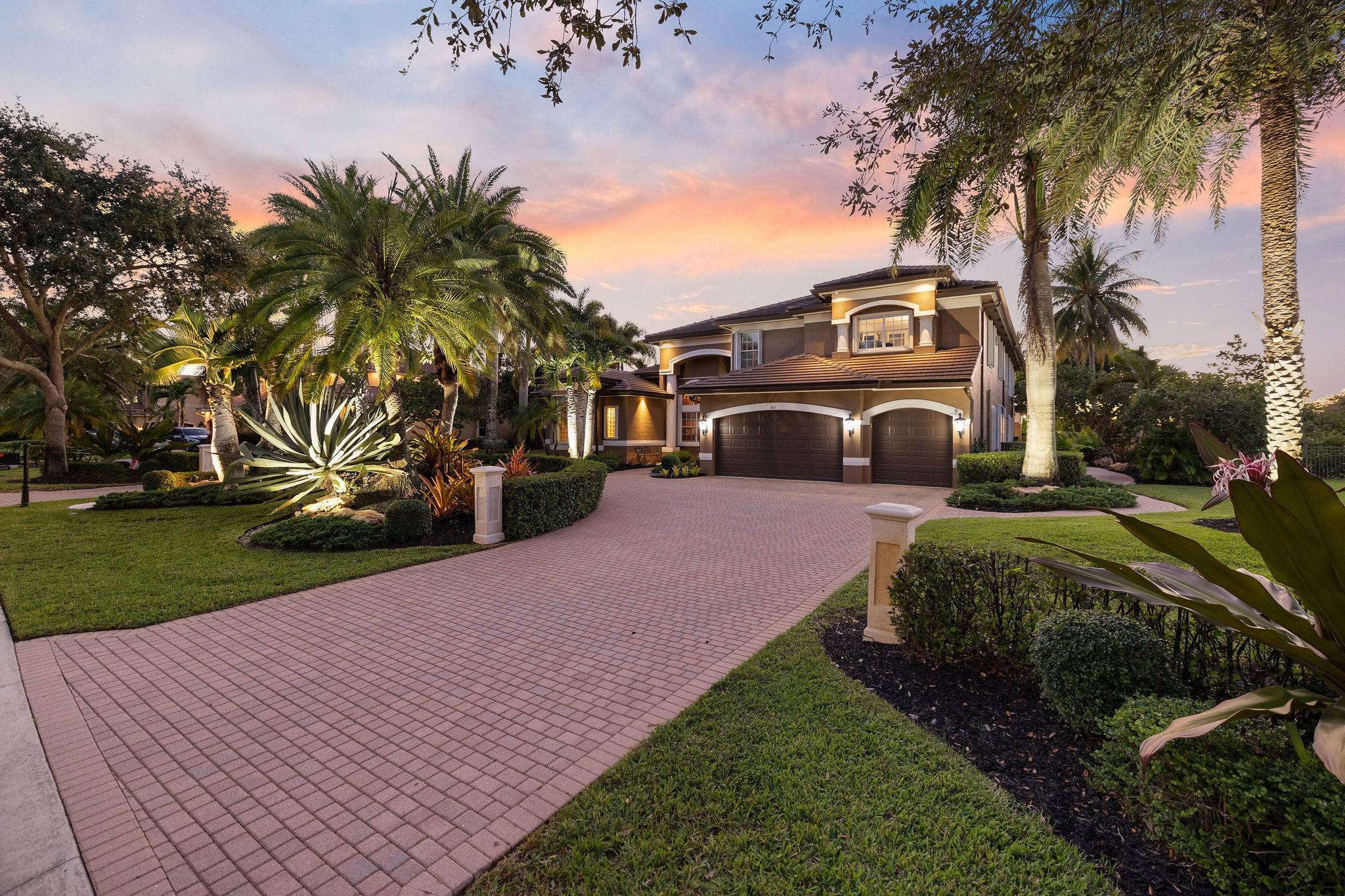 LONG LAKE RANCHES - Residential