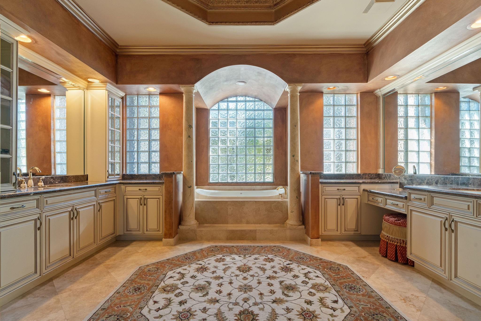 LONG LAKE RANCHES - Residential