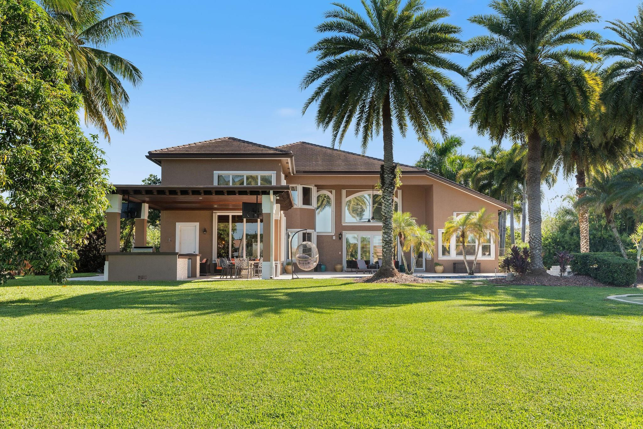 LONG LAKE RANCHES - Residential