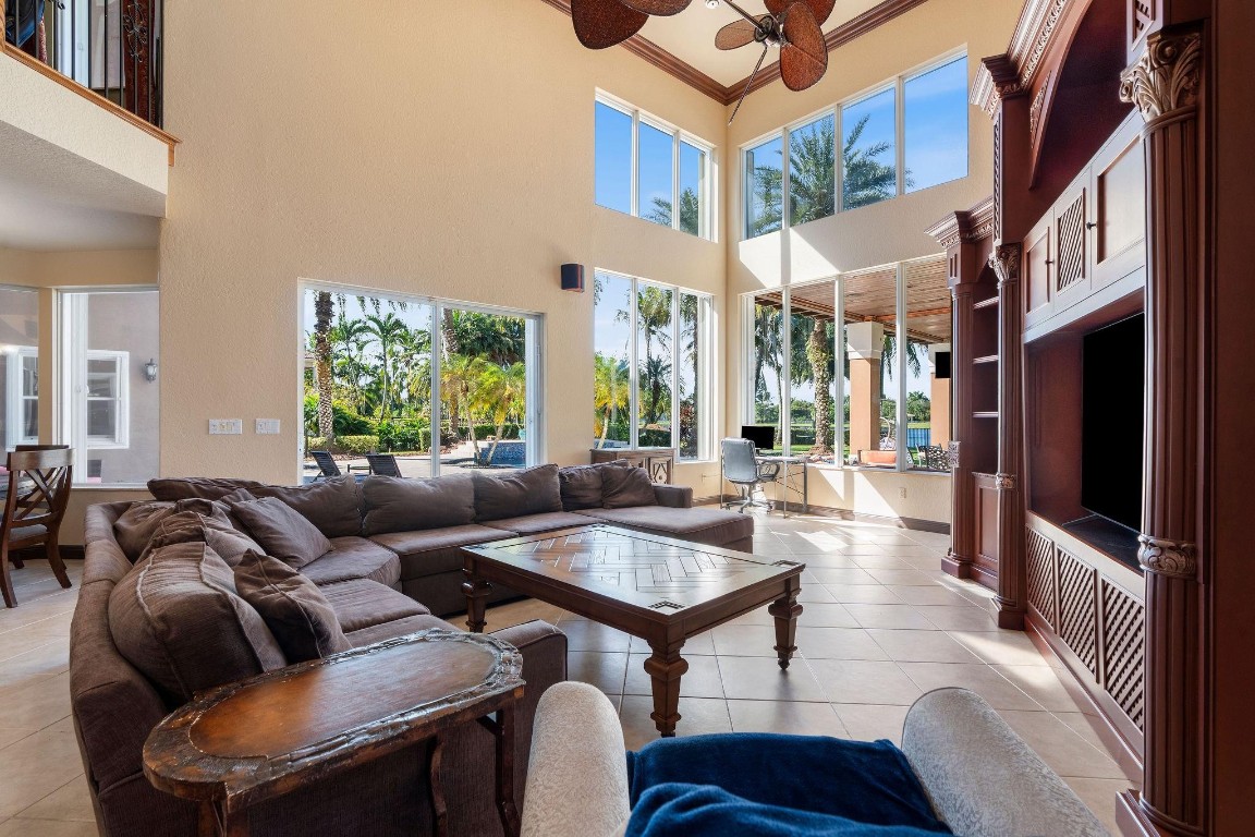 LONG LAKE RANCHES - Residential