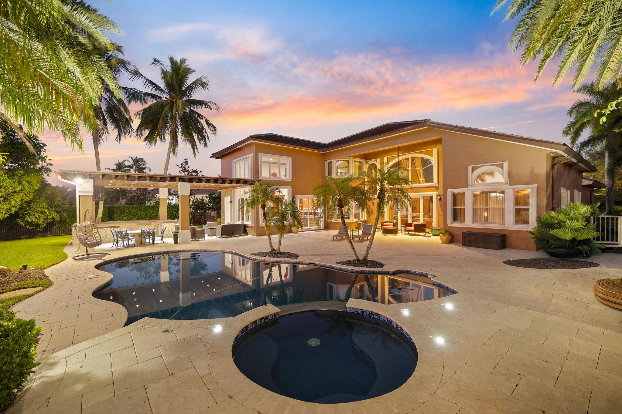 LONG LAKE RANCHES - Residential