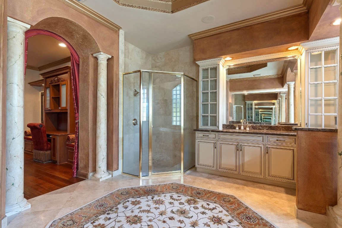 LONG LAKE RANCHES - Residential