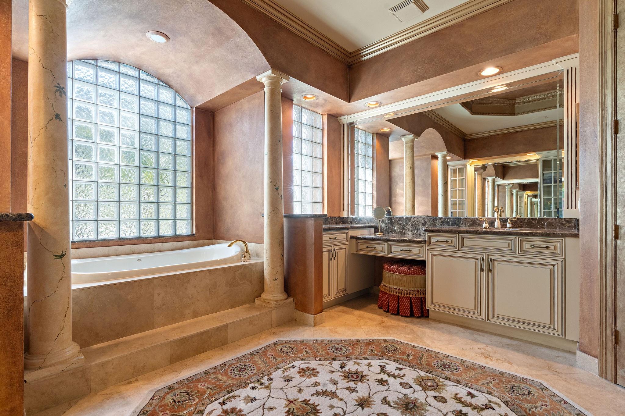 LONG LAKE RANCHES - Residential