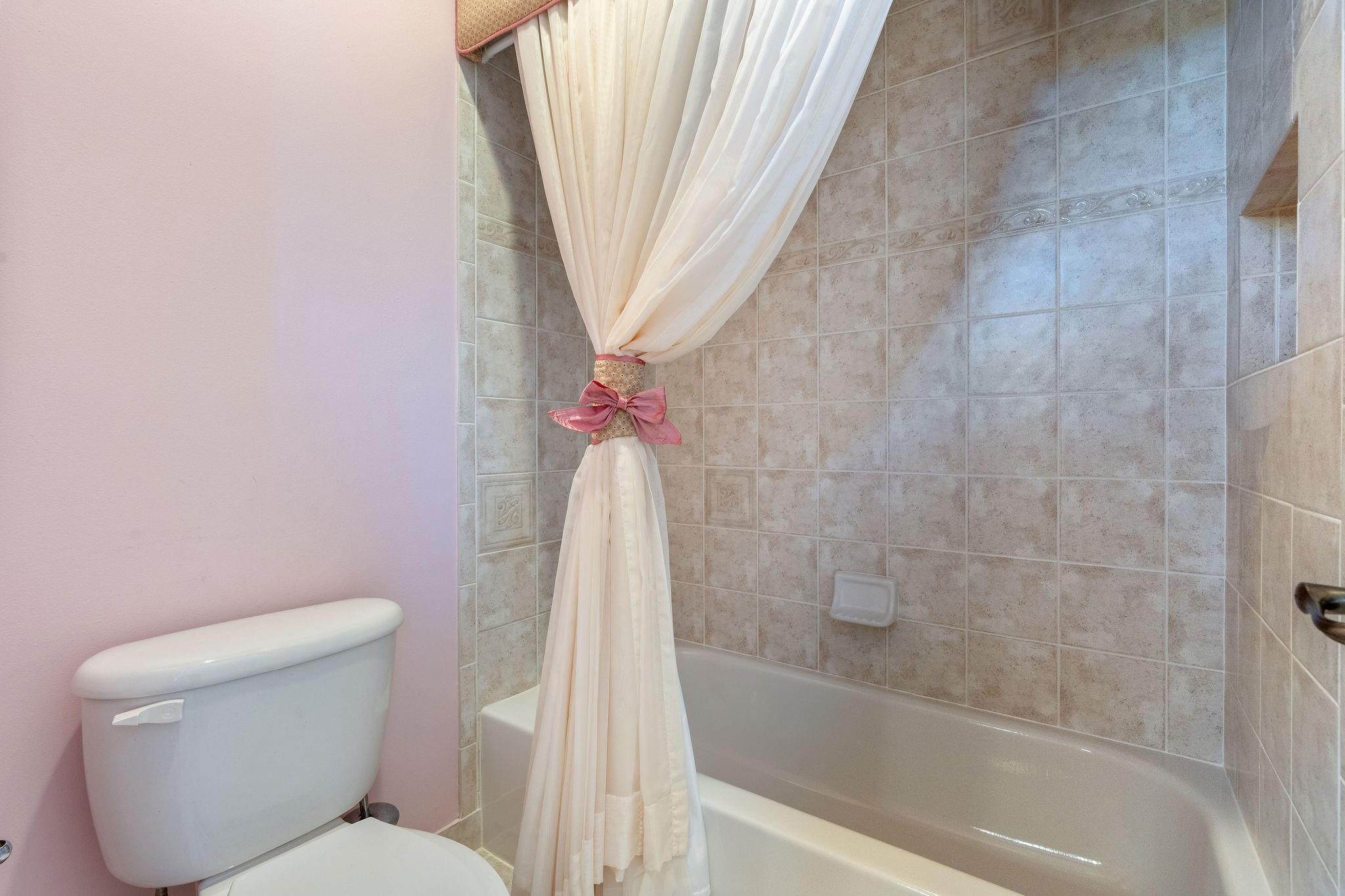 LONG LAKE RANCHES - Residential