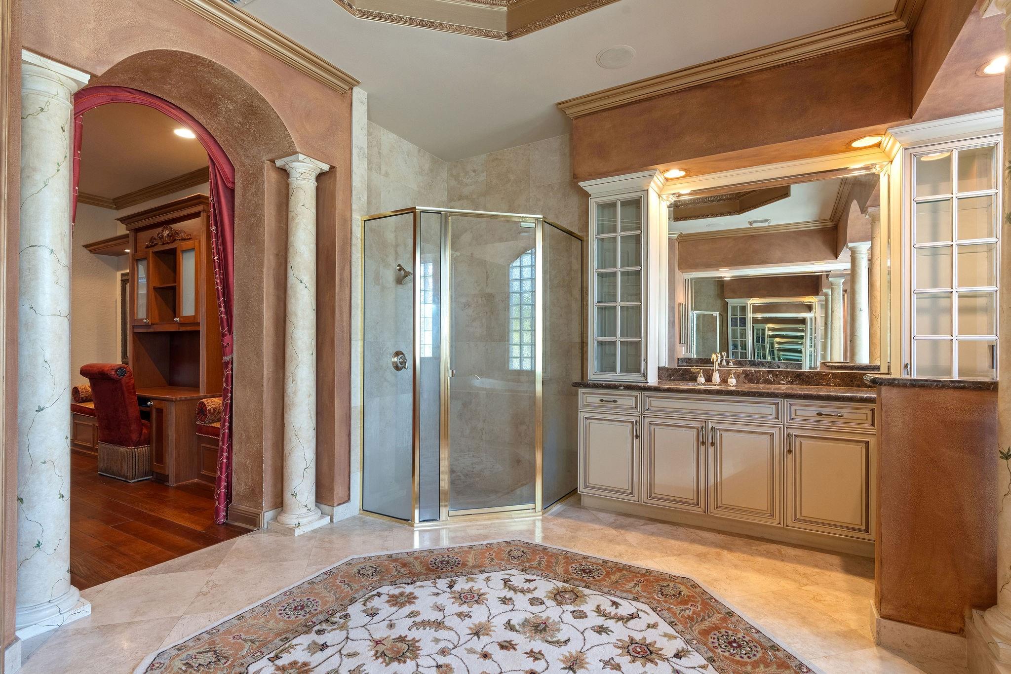 LONG LAKE RANCHES - Residential