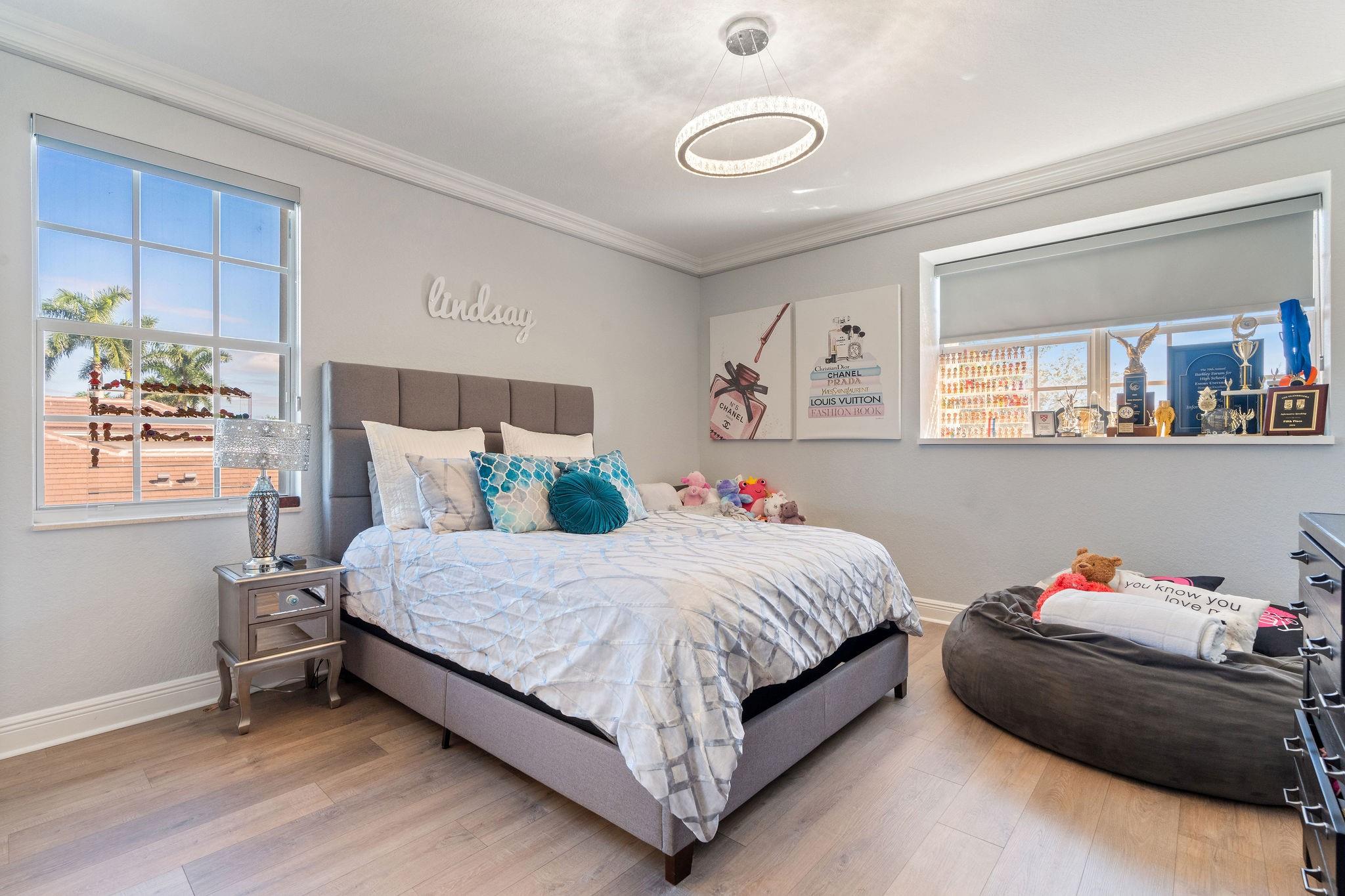 LONG LAKE RANCHES - Residential