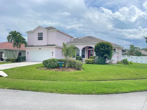 A home in Port St Lucie