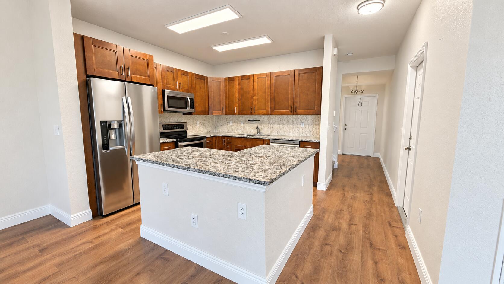 4114 EMERALD Vista, Lake Worth, FL, 33461/$379,000 4 4114 EMERALD Vista