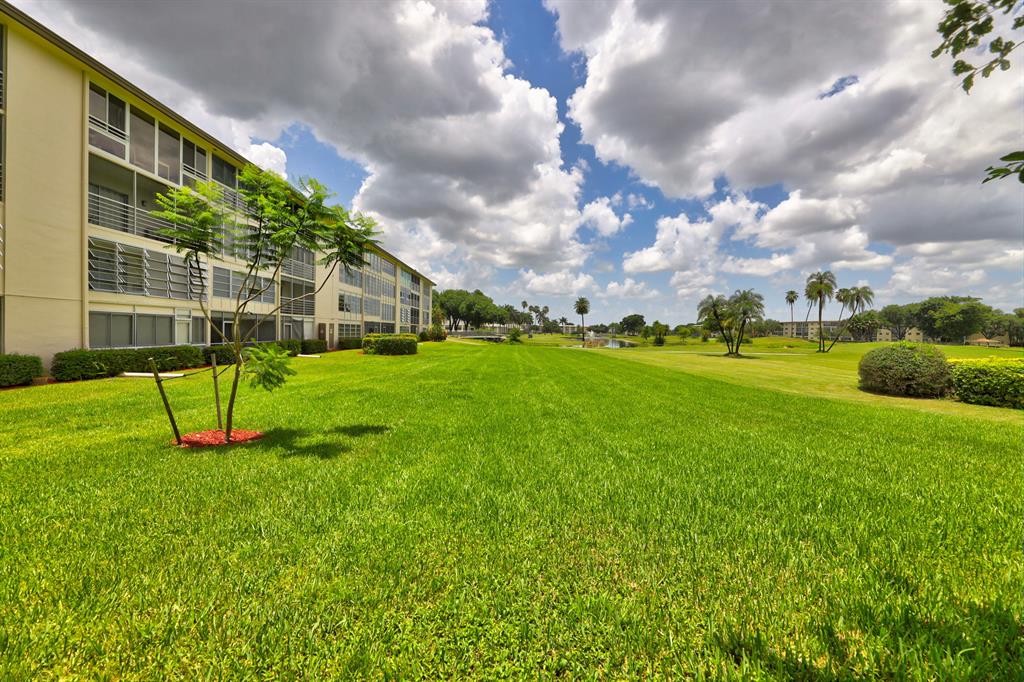 MARTINIQUE VILLAGE 2B CONDO - Residential