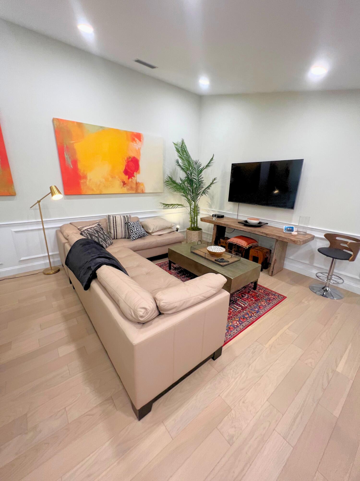 OAKS-SUNTERRACE 1 - Residential