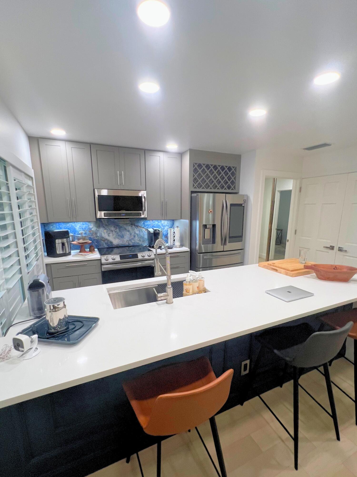 OAKS-SUNTERRACE 1 - Residential