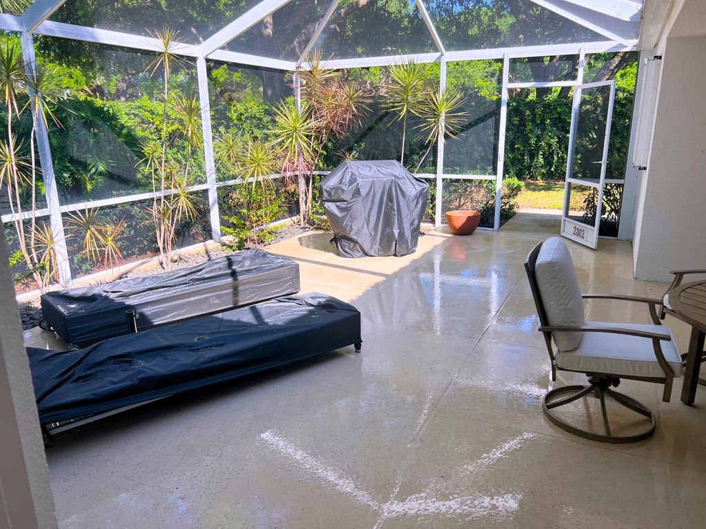 Photo of 2802 Pin Oak Court, Palm Beach Gardens, FL 33410 (MLS # B26010256)