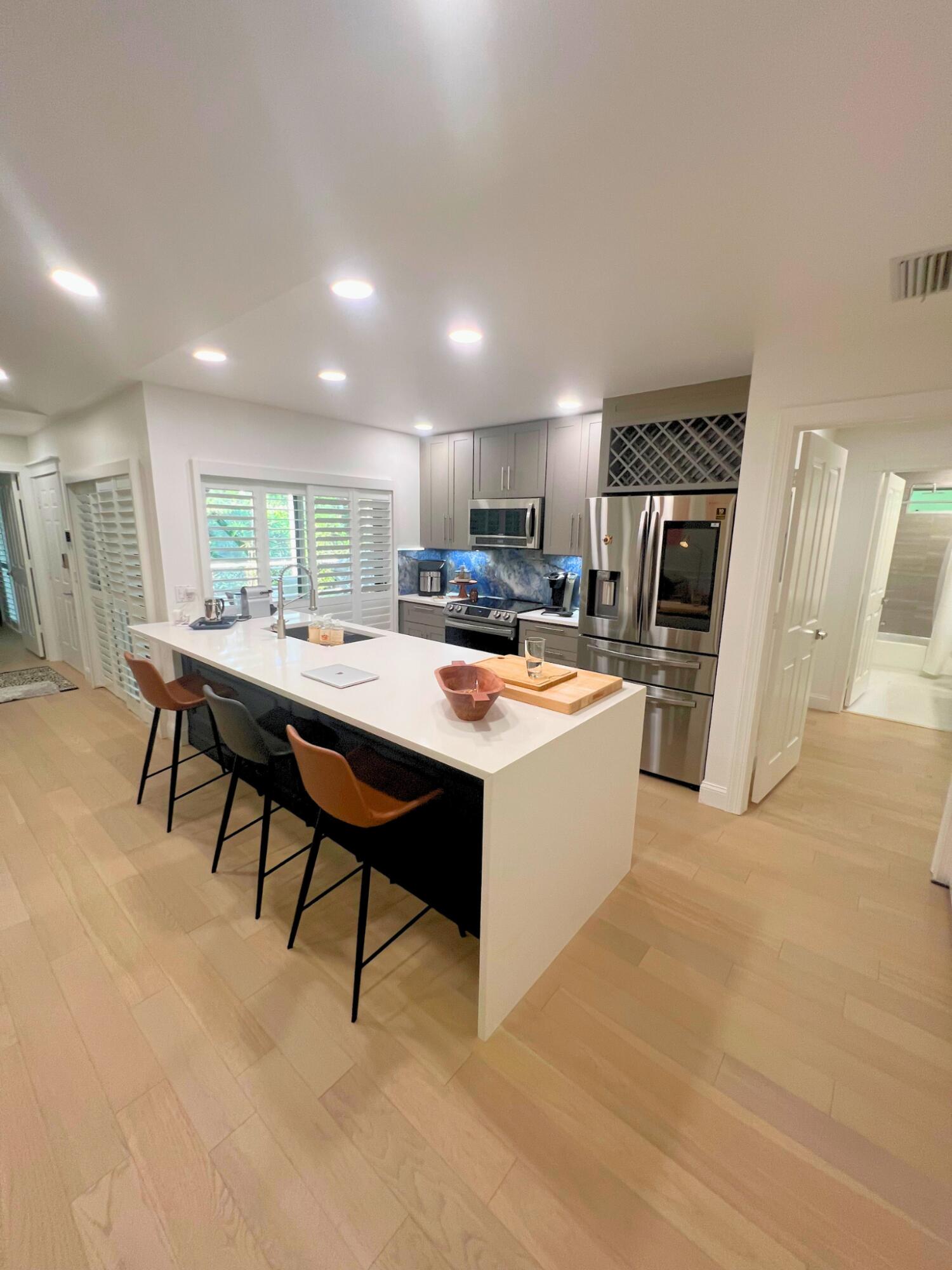 OAKS-SUNTERRACE 1 - Residential