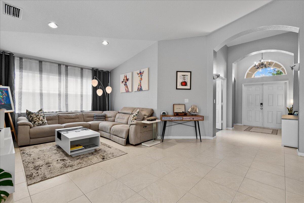 Properties 15151 Banbury Way