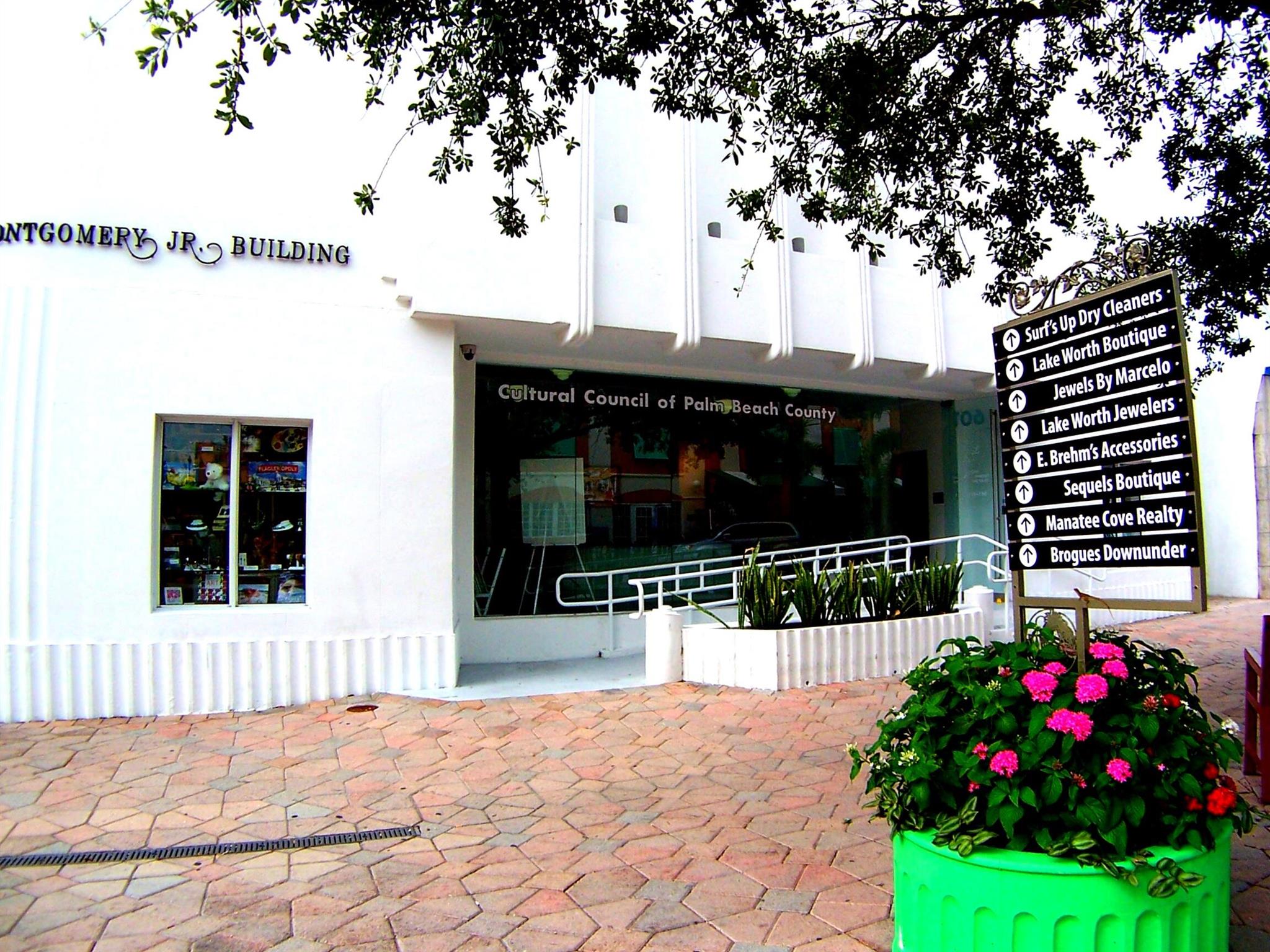 LAKE WORTH TOWN OF - Residential