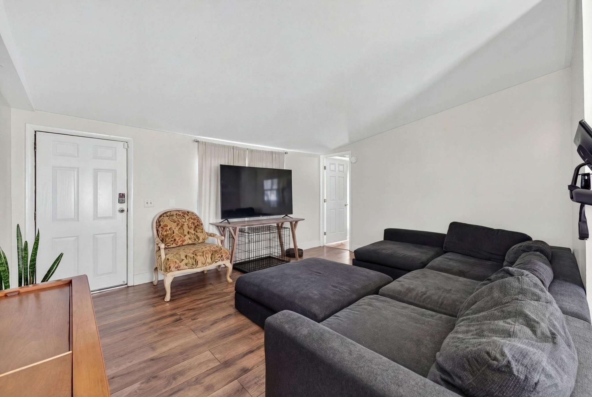 HERITAGE PARK 103-50 B - Residential