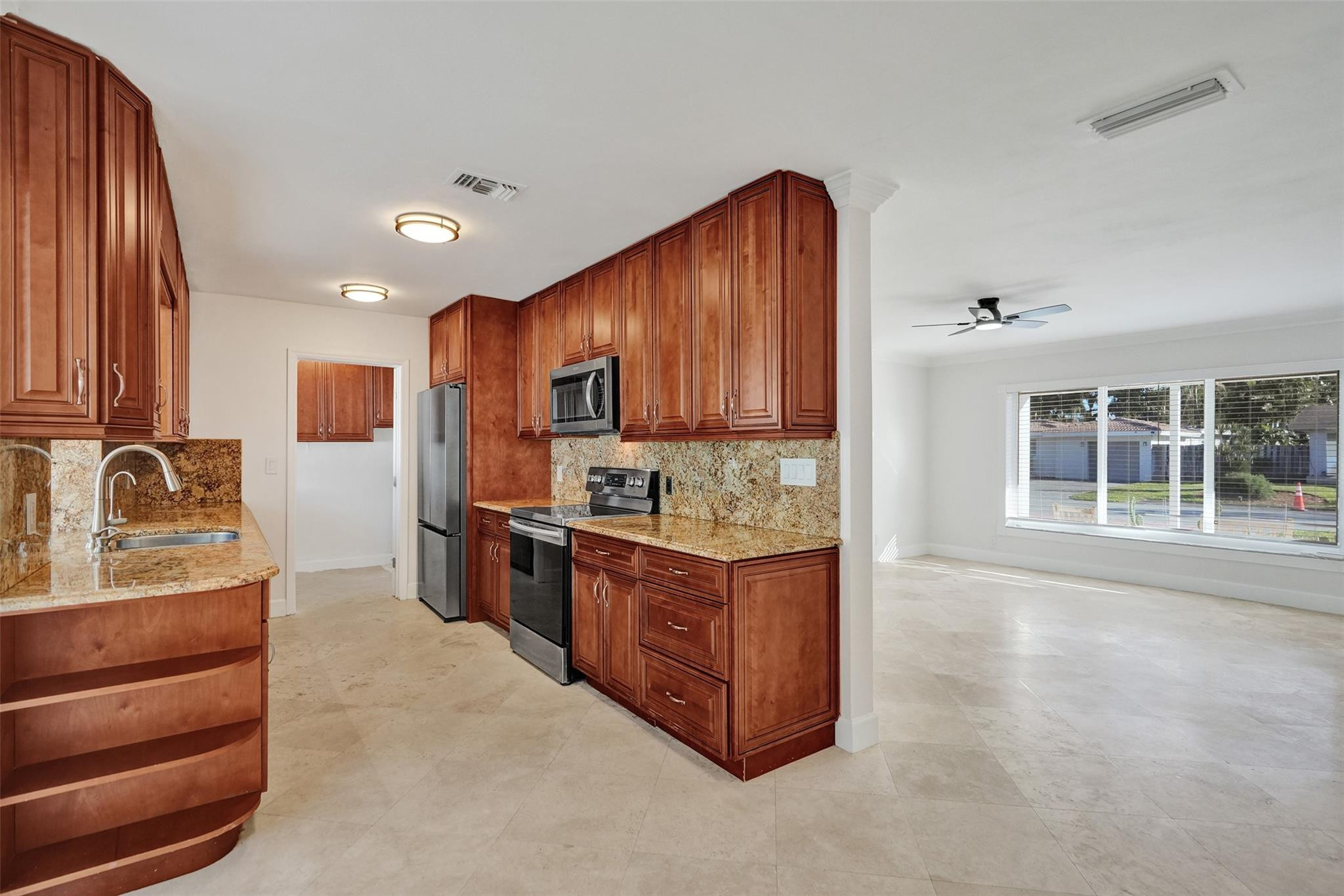 Lighthouse Point Ext 41-4 - Residential