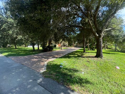 A home in Lake Worth