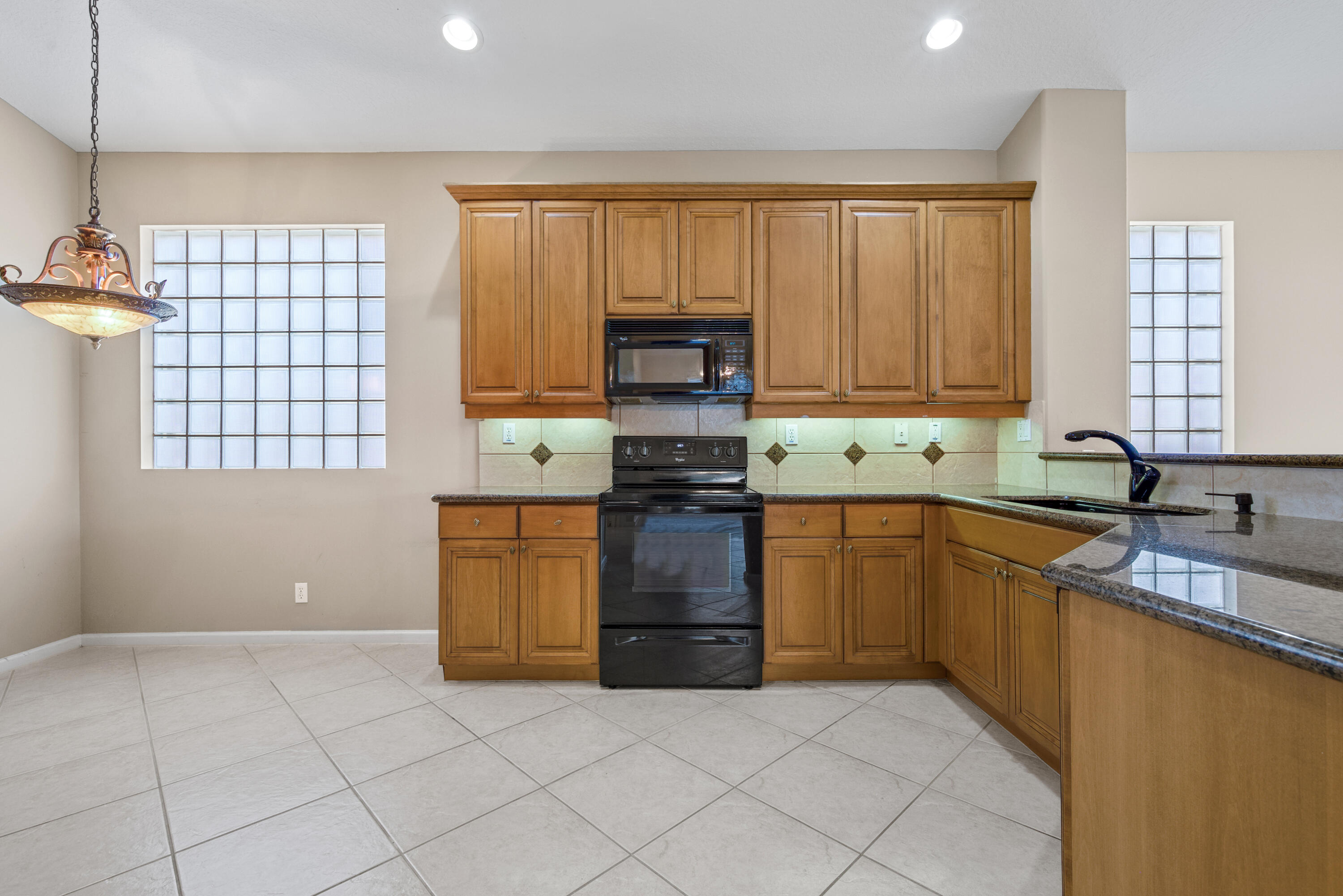 VIZCAYA 4 - Residential