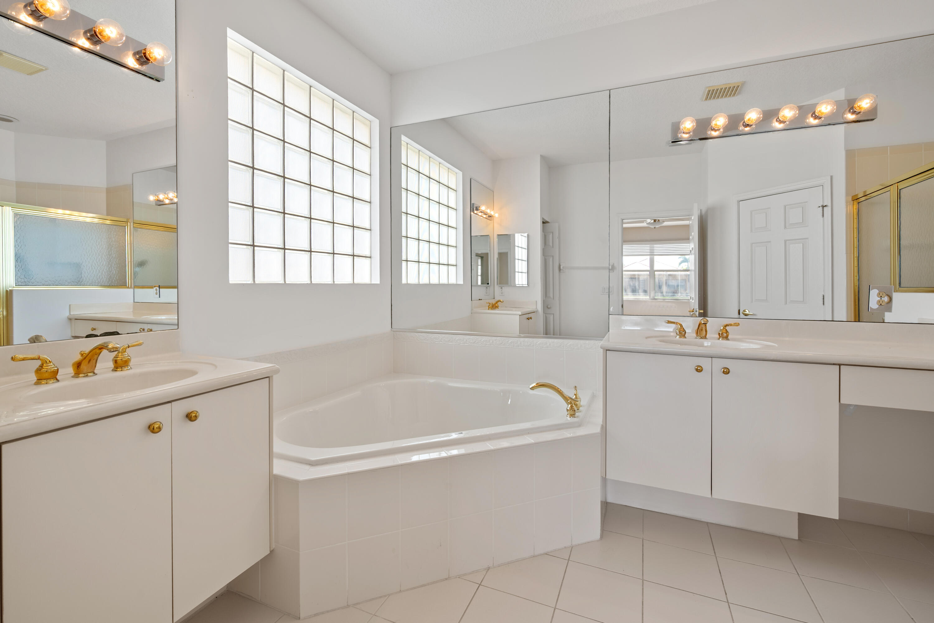 VIZCAYA 4 - Residential