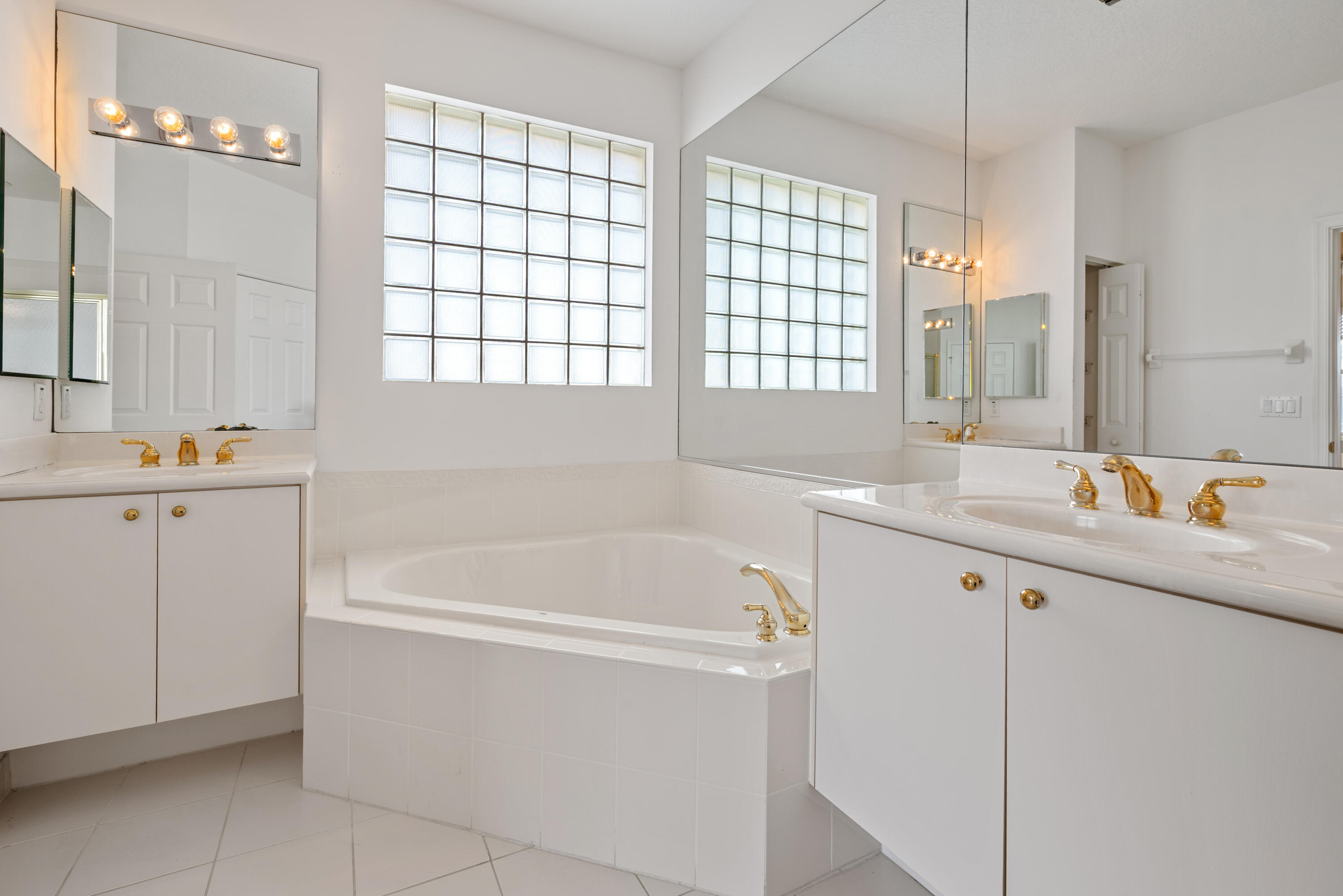 VIZCAYA 4 - Residential