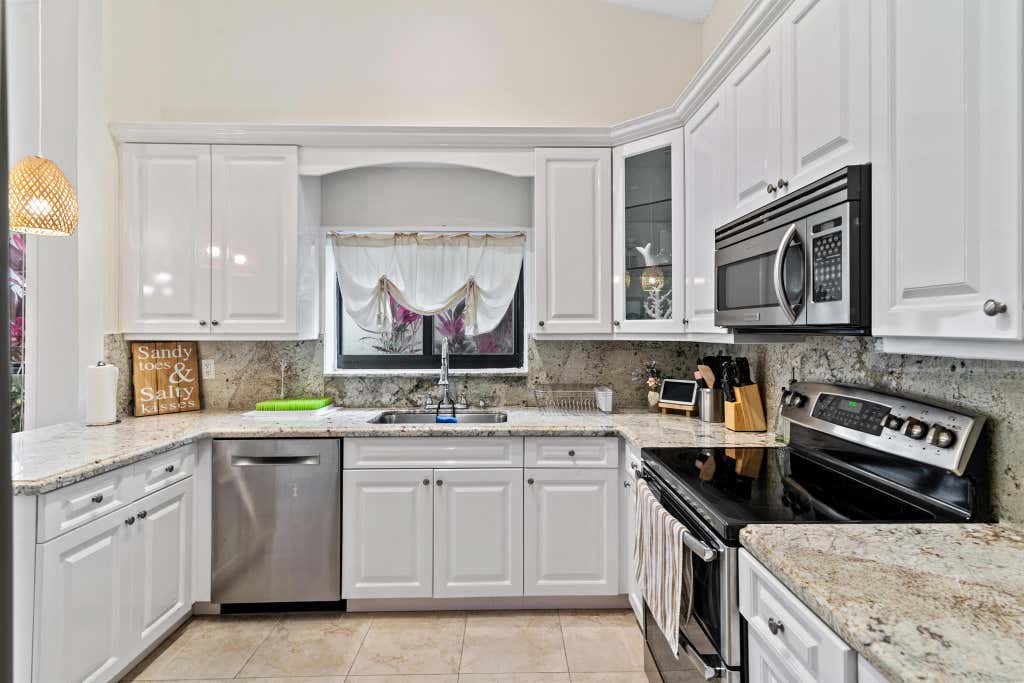 Photo of 7755 Villa Nova Drive, Boca Raton, FL 33433 (MLS # R10907577)