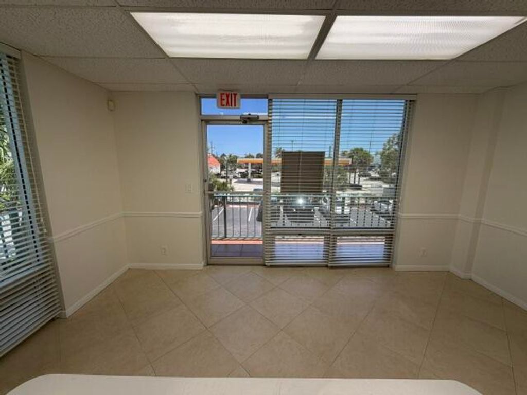 Photo of 169 Tequesta Drive #21e, Jupiter, FL 33469 (MLS # B26025906)