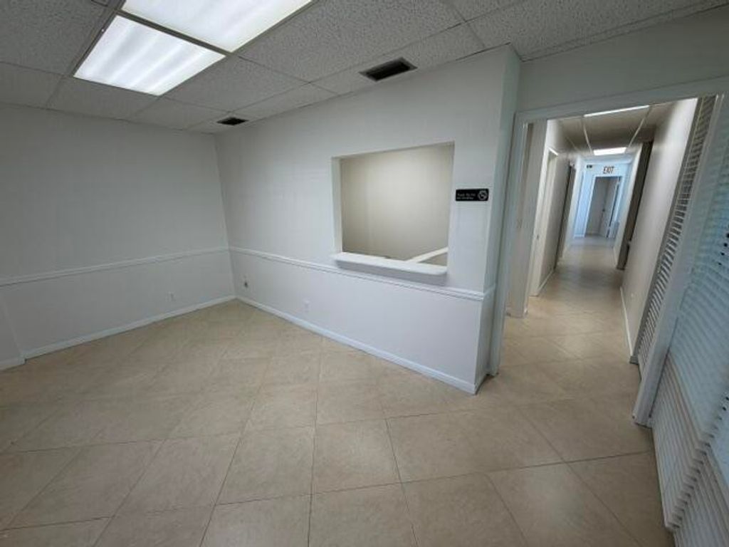 Photo of 169 Tequesta Drive #21e, Jupiter, FL 33469 (MLS # B26025906)