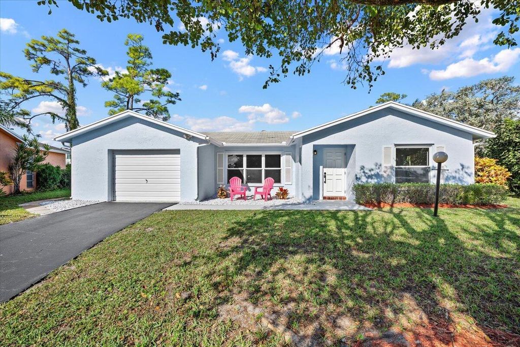Photo of 7290 Pinecone Terrace, Lake Worth, FL 33467 (MLS # R11147694)