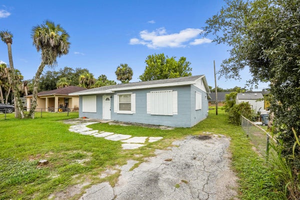 2313 N 44TH ST, FORT PIERCE, FL 34946 - Image 2c35d2b4bfec931ace35ffcd9a197f46/1141336088