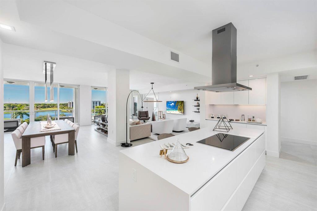 AKOYA BOCA WEST - Residential