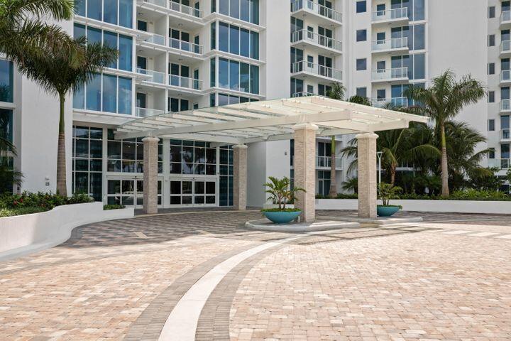 AKOYA BOCA WEST - Residential