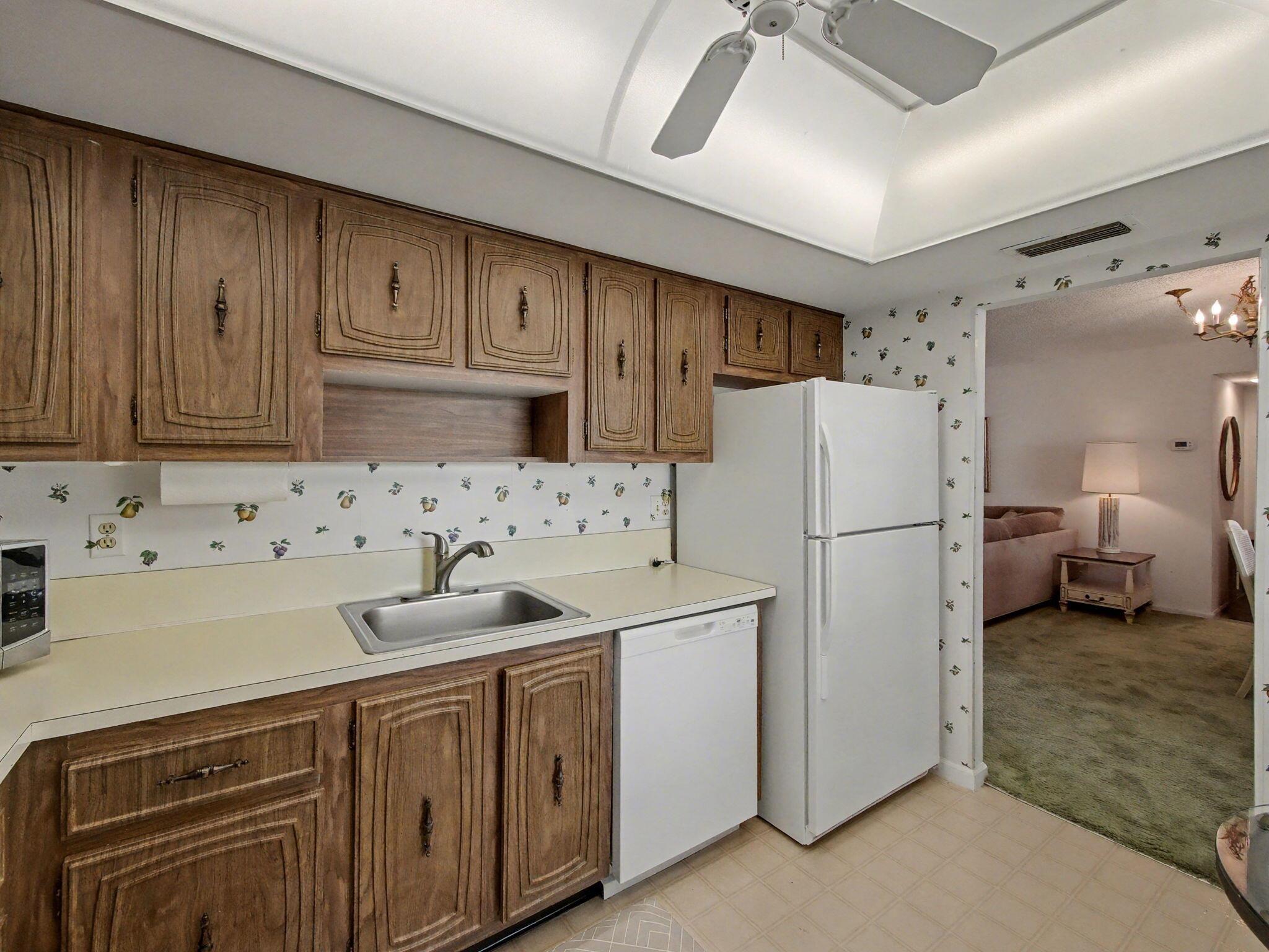 SUGAR SANDS CONDO 14 - Residential