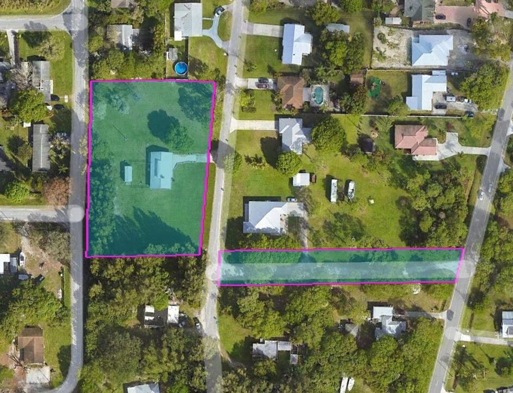 Photo of 3201 Linda Vista Avenue, Fort Pierce, FL 34982 (MLS # R11105124)