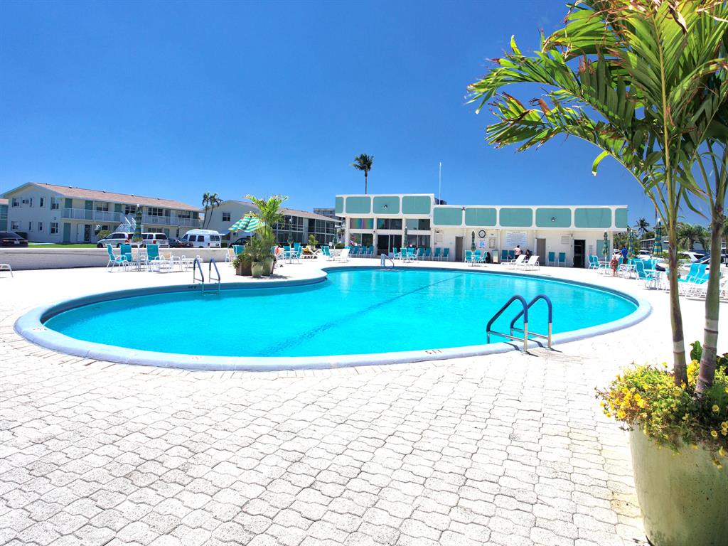 STERLING VILLAGE - Residential