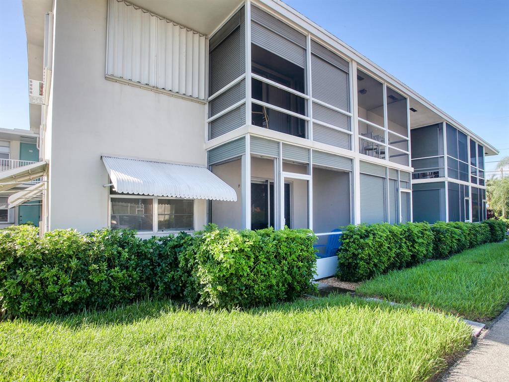 STERLING VILLAGE - Residential