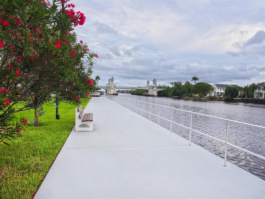 STERLING VILLAGE - Residential