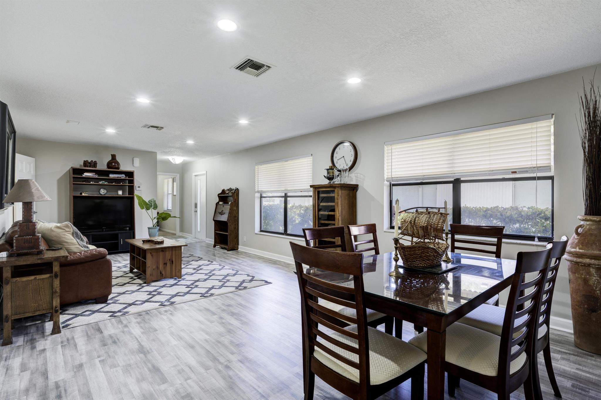 1731 Palmland Drive