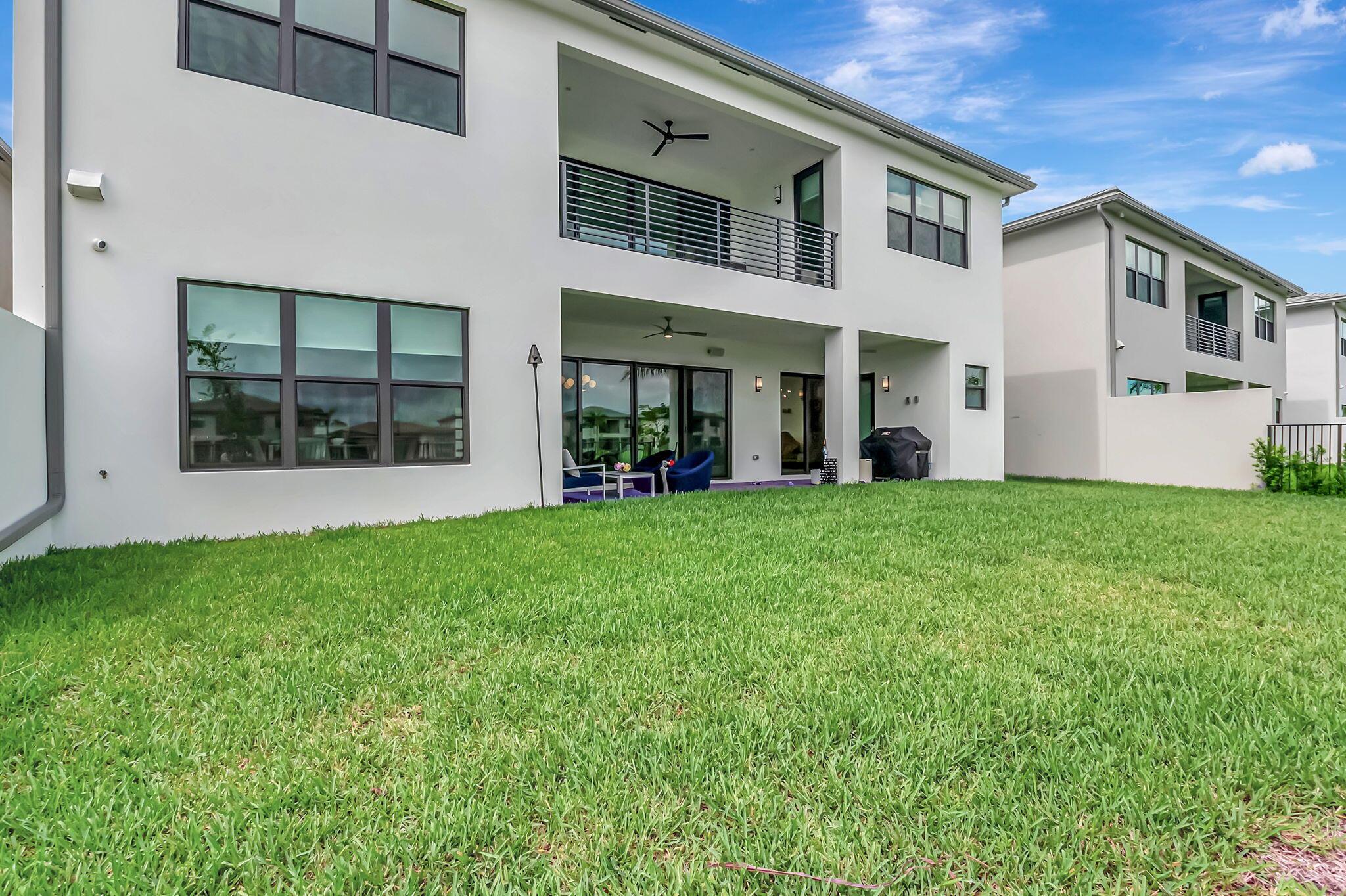 Lotus Palm - Residential