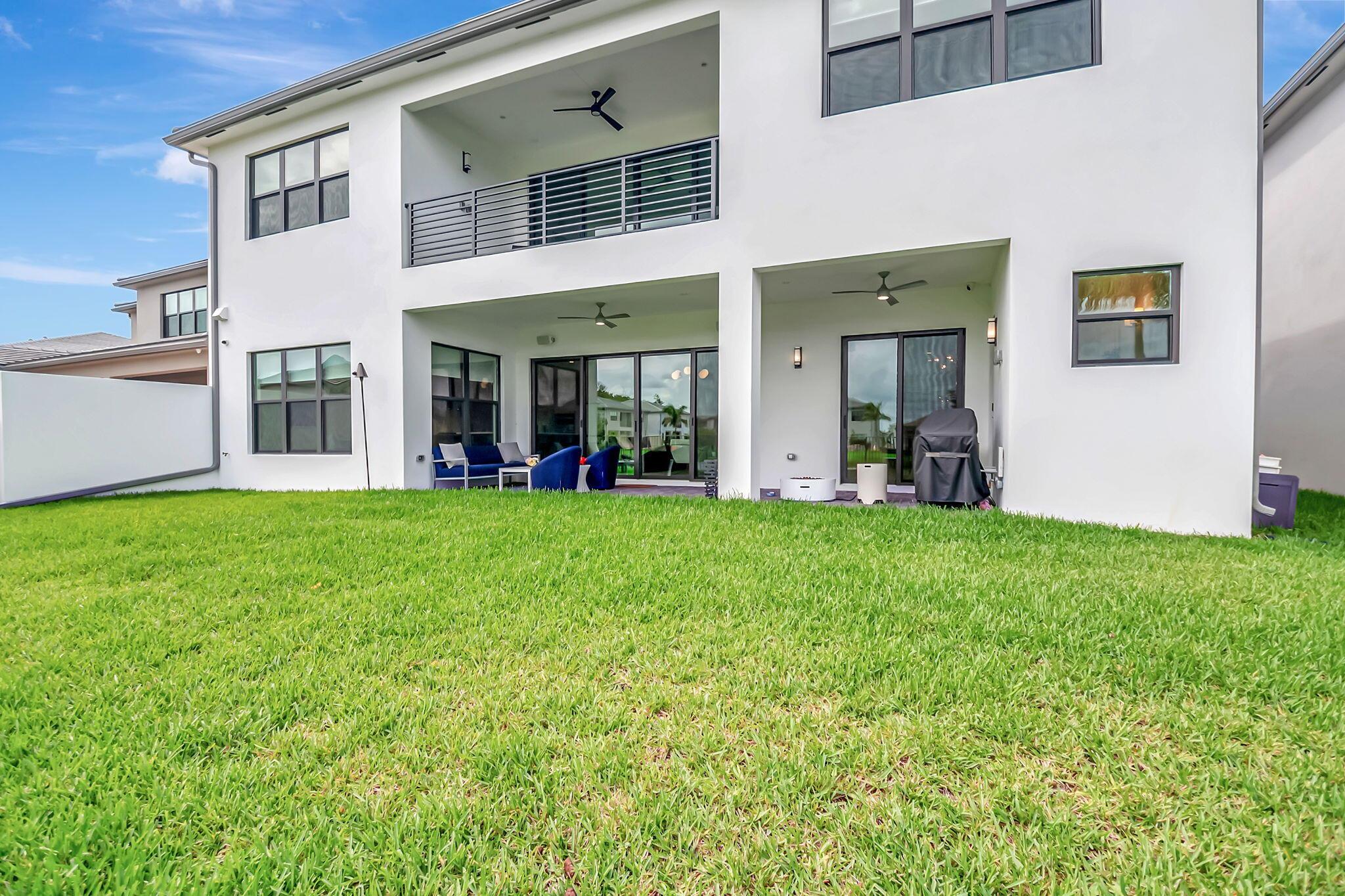 Lotus Palm - Residential