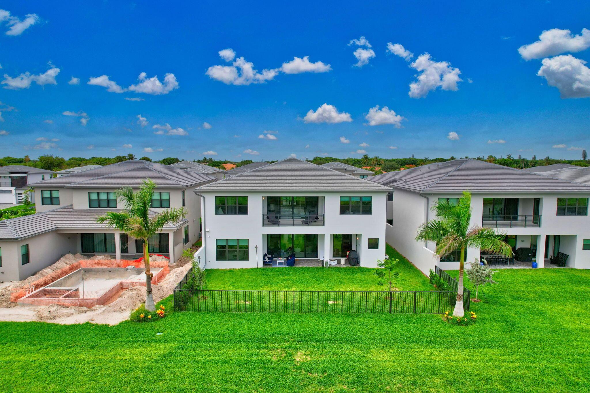 Lotus Palm - Residential