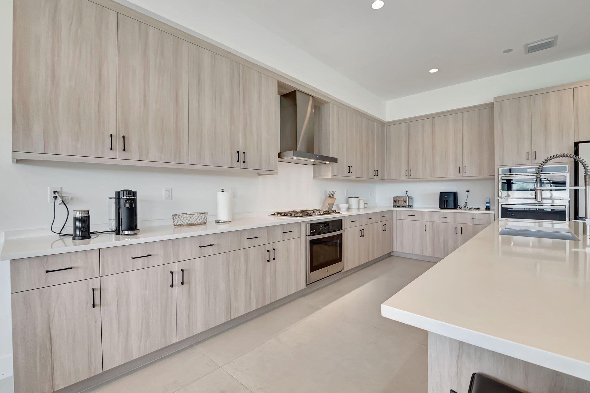 Lotus Palm - Residential